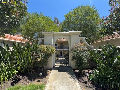 5529 Via La Mesa A