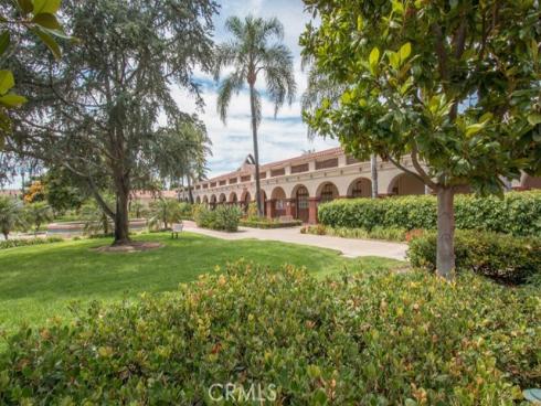 2296 Via Puerta N , Laguna Woods, CA