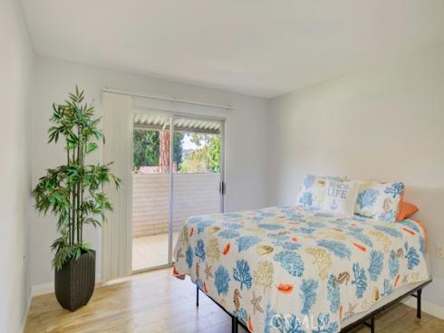 3280 San Amadeo A , Laguna Woods, CA
