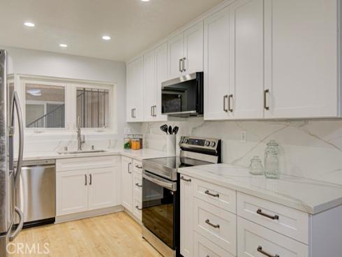 3280 San Amadeo A , Laguna Woods, CA
