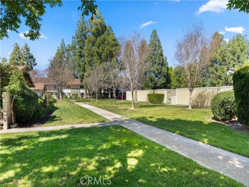 1 Via Castilla F , Laguna Woods, CA