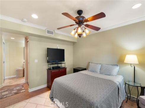 1 Via Castilla F , Laguna Woods, CA
