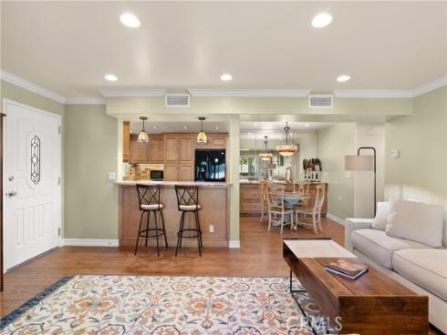 1 Via Castilla F , Laguna Woods, CA
