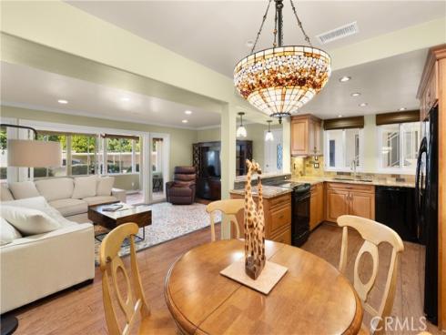 1 Via Castilla F , Laguna Woods, CA