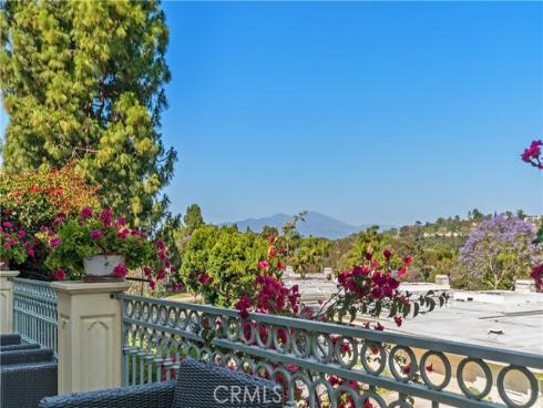 5587 Via Dicha B , Laguna Woods, CA