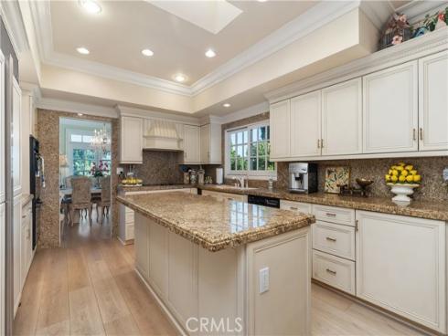 5587 Via Dicha B , Laguna Woods, CA