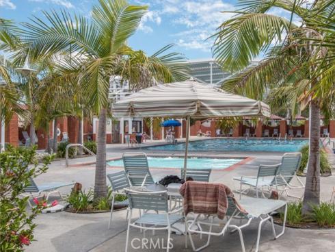 5587 Via Dicha B , Laguna Woods, CA
