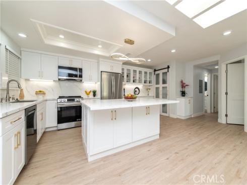 2112 Via Puerta N , Laguna Woods, CA