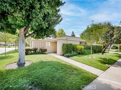 88 Calle Aragon A , Laguna Woods, CA