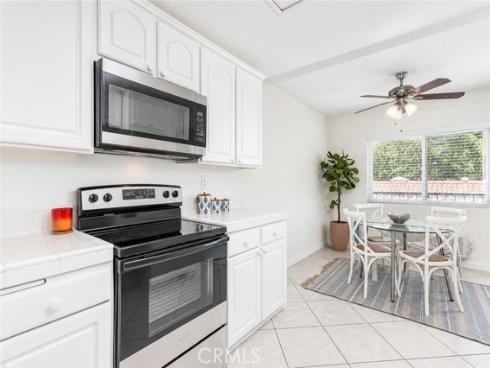 3300 Via Carrizo D , Laguna Woods, CA