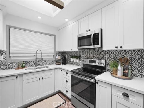 3253 San Amadeo N , Laguna Woods, CA