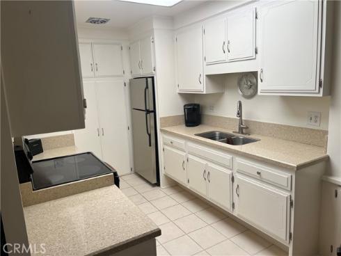 2234 Via Puerta C , Laguna Woods, CA