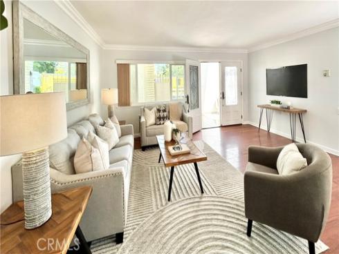 2252  Via Puerta  B , Laguna Woods, CA
