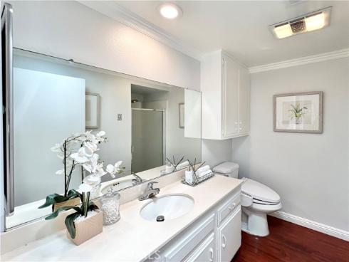 2252  Via Puerta  B , Laguna Woods, CA