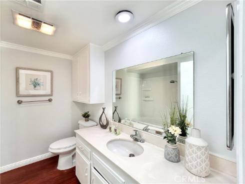 2252  Via Puerta  B , Laguna Woods, CA