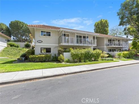 2098 Ronda Granada B , Laguna Woods, CA