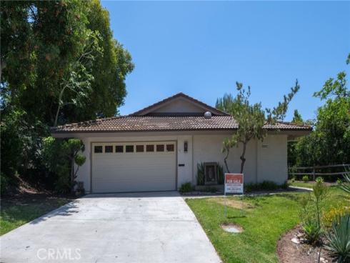5242  Despacio  , Laguna Woods, CA