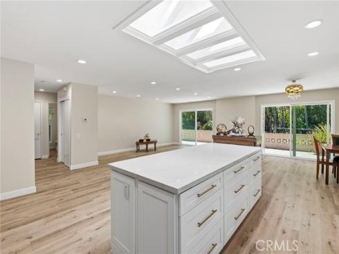 5242  Despacio  , Laguna Woods, CA