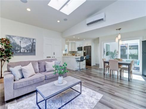 251 Calle Aragon B , Laguna Woods, CA