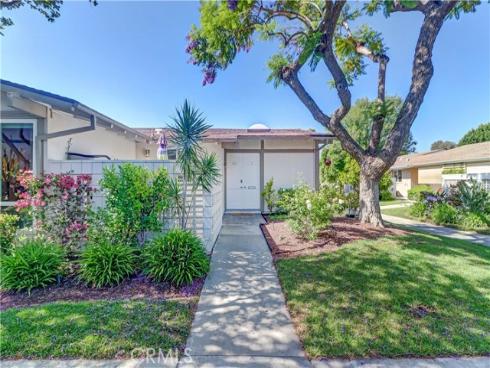 251 Calle Aragon B , Laguna Woods, CA