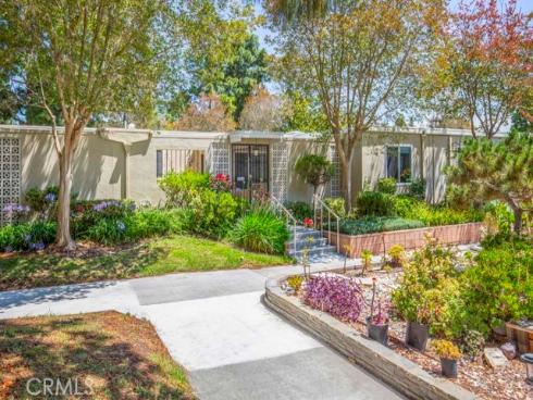313  Avenida Castilla  B , Laguna Woods, CA