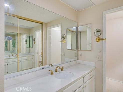 5511  Paseo del lago  3F , Laguna Woods, CA
