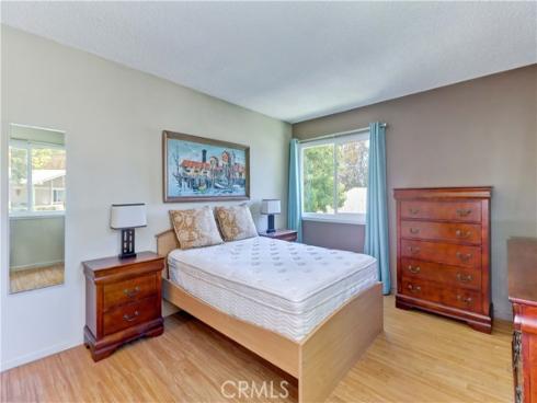 524 Calle Aragon N , Laguna Woods, CA