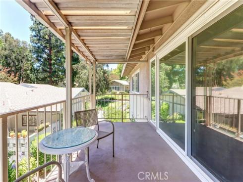 524 Calle Aragon N , Laguna Woods, CA