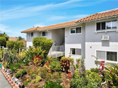 2183 E Via Mariposa B , Laguna Woods, CA