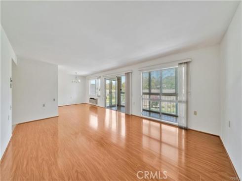 2183 E Via Mariposa B , Laguna Woods, CA