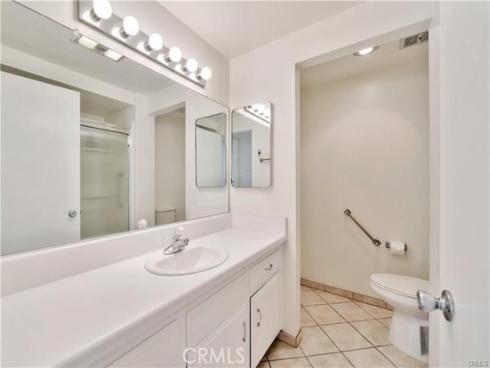 2183 E Via Mariposa B , Laguna Woods, CA