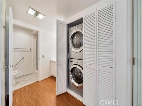 2183 E Via Mariposa B , Laguna Woods, CA