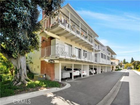 2183 E Via Mariposa B , Laguna Woods, CA