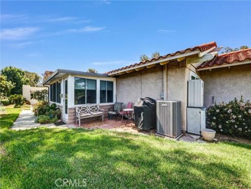 3050 Via Serena B , Laguna Woods, CA