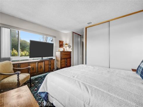 3050 Via Serena B , Laguna Woods, CA