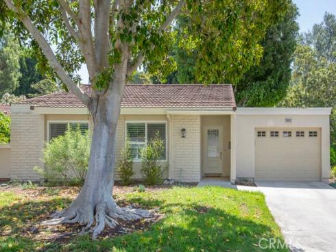 3325 Via Carrizo D