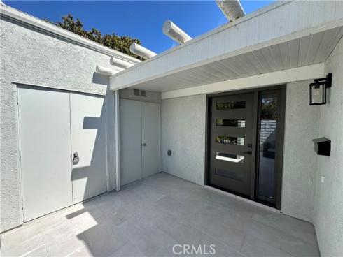 2133  Via Puerta  A , Laguna Woods, CA