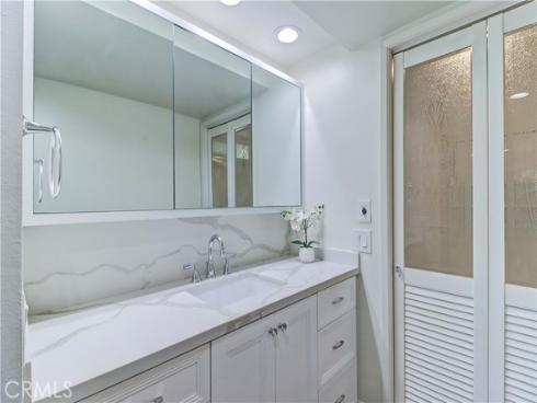 4007 Calle Sonora Oeste #1c , Laguna Woods, CA