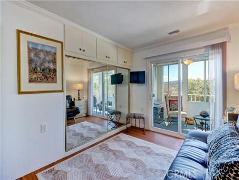 898  Ronda Sevilla  N , Laguna Woods, CA