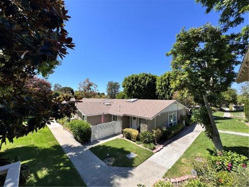 255 Calle Aragon P , Laguna Woods, CA