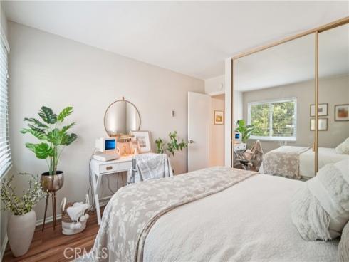 2402 Via Mariposa 1E , Laguna Woods, CA