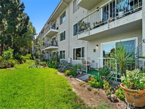 5369 Algarrobo 1C , Laguna Woods, CA