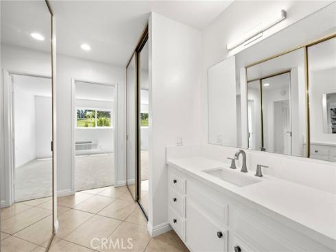 2389 Via Mariposa 1E , Laguna Woods, CA