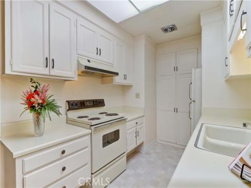 2054 Via Mariposa E , Laguna Woods, CA