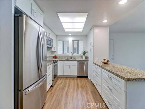 2251 Via Mariposa O , Laguna Woods, CA