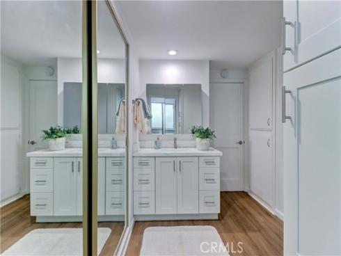 2251 Via Mariposa O , Laguna Woods, CA
