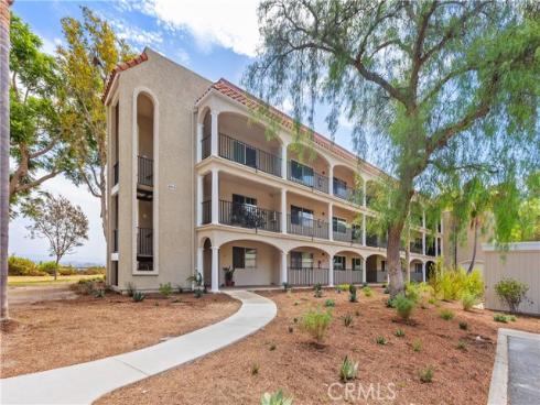 4014 Calle Sonora Oeste 2A , Laguna Woods, CA