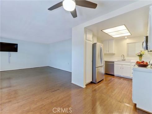 3298 Via Carrizo O , Laguna Woods, CA
