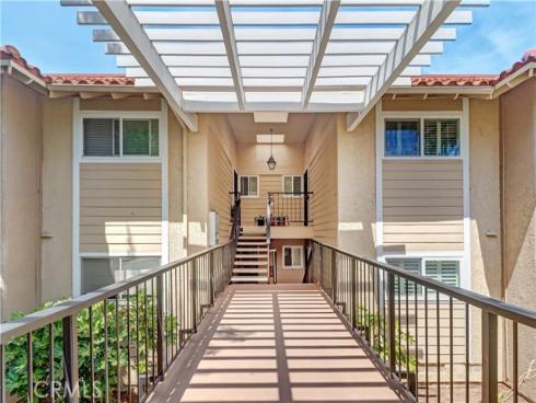 3298 Via Carrizo O , Laguna Woods, CA