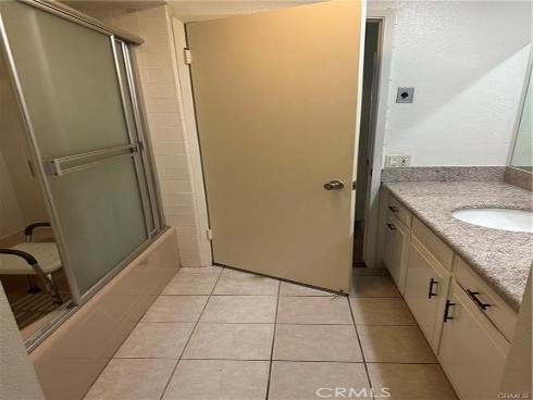 967 Calle Aragon , Laguna Woods, CA